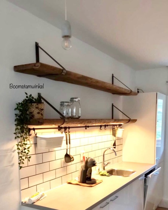 Wandplank met ledstrip