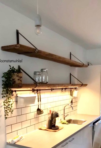 Wandplank met ledstrip